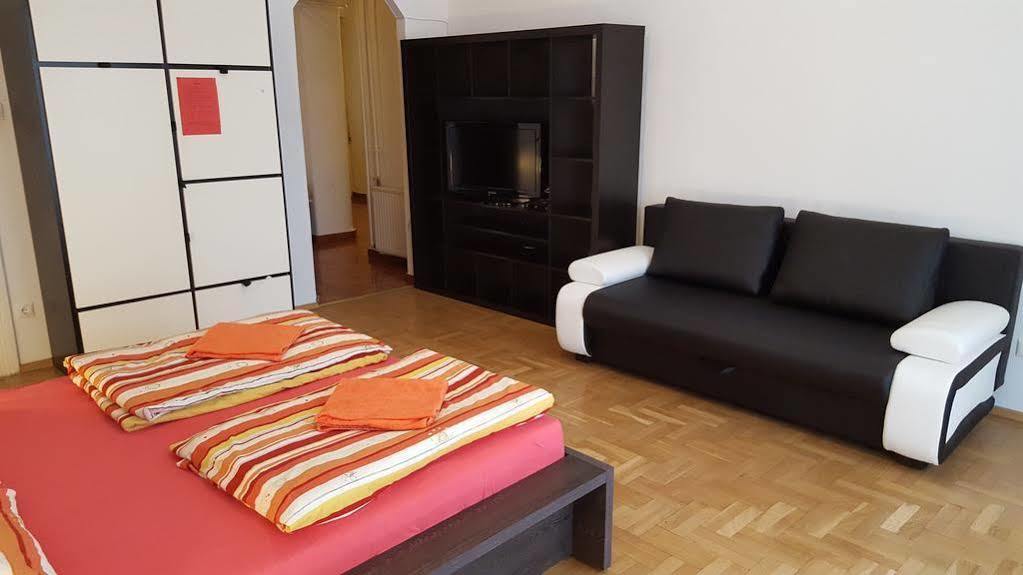 בודפשט Boomerang Hostel מראה חיצוני תמונה